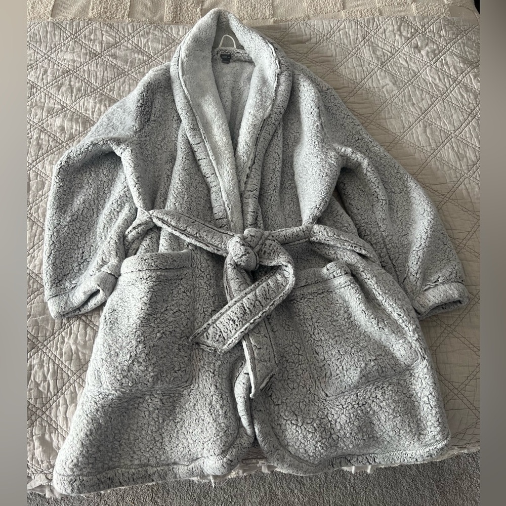 Women’s Aerie Robe